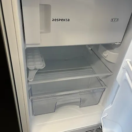 Gemuetliches Suedbahnhof-naehe Apartman